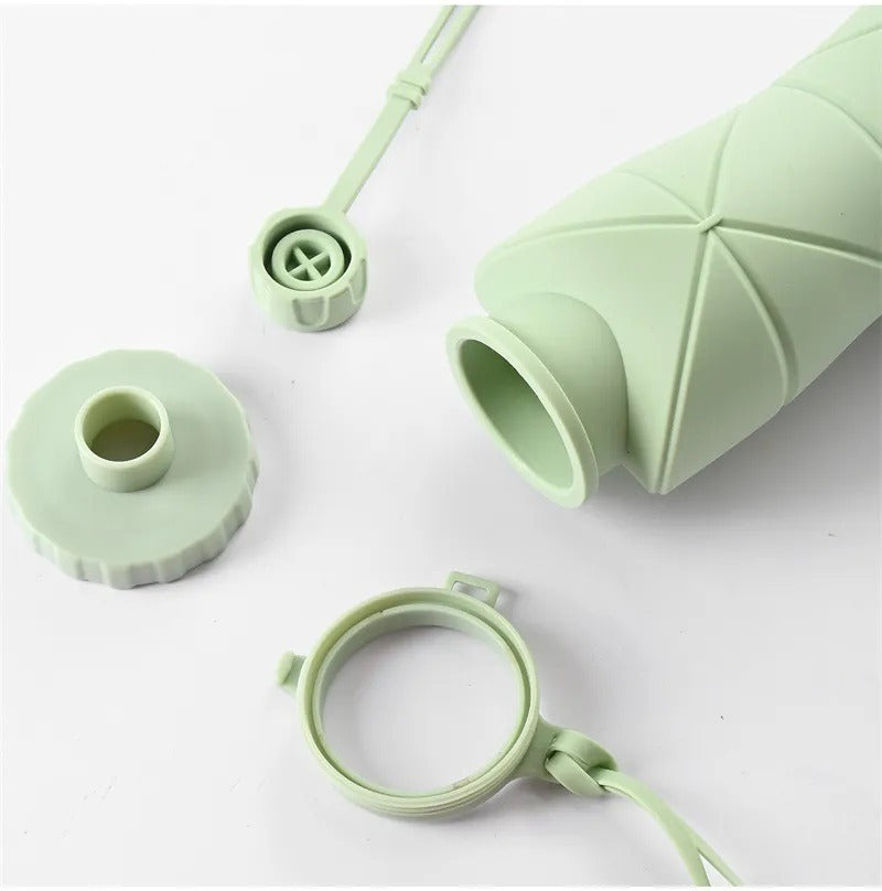 Silicone Foldable Water Bottle 600ml – Portable Reusable Bottle for Travel & College
